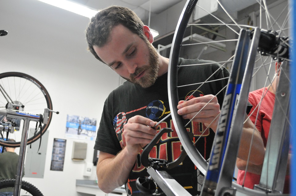 UBI Mechanic Classes - Advanced Certification - Wheel Building UBI Mechanic Classes - Advanced Certification - Wheel Building